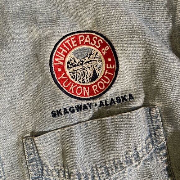 vintage alaska state denim button up size small - Picture 3 of 10